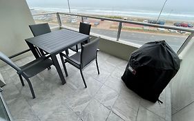 Luxurious 2-Bedroom Beach Apartment With A View!